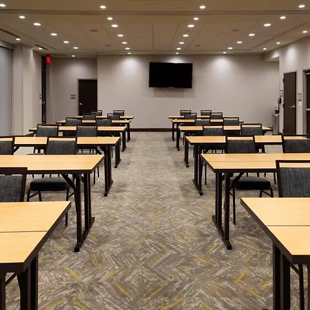 Courtyard By Marriott Charlotte Northlake